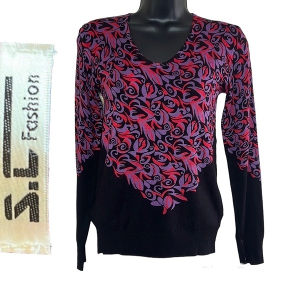 S.T Fashion Black/Pink And Purple Floral Print Pullover Sweater - Picture 1 of 14